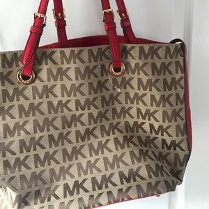 Michael kors tote